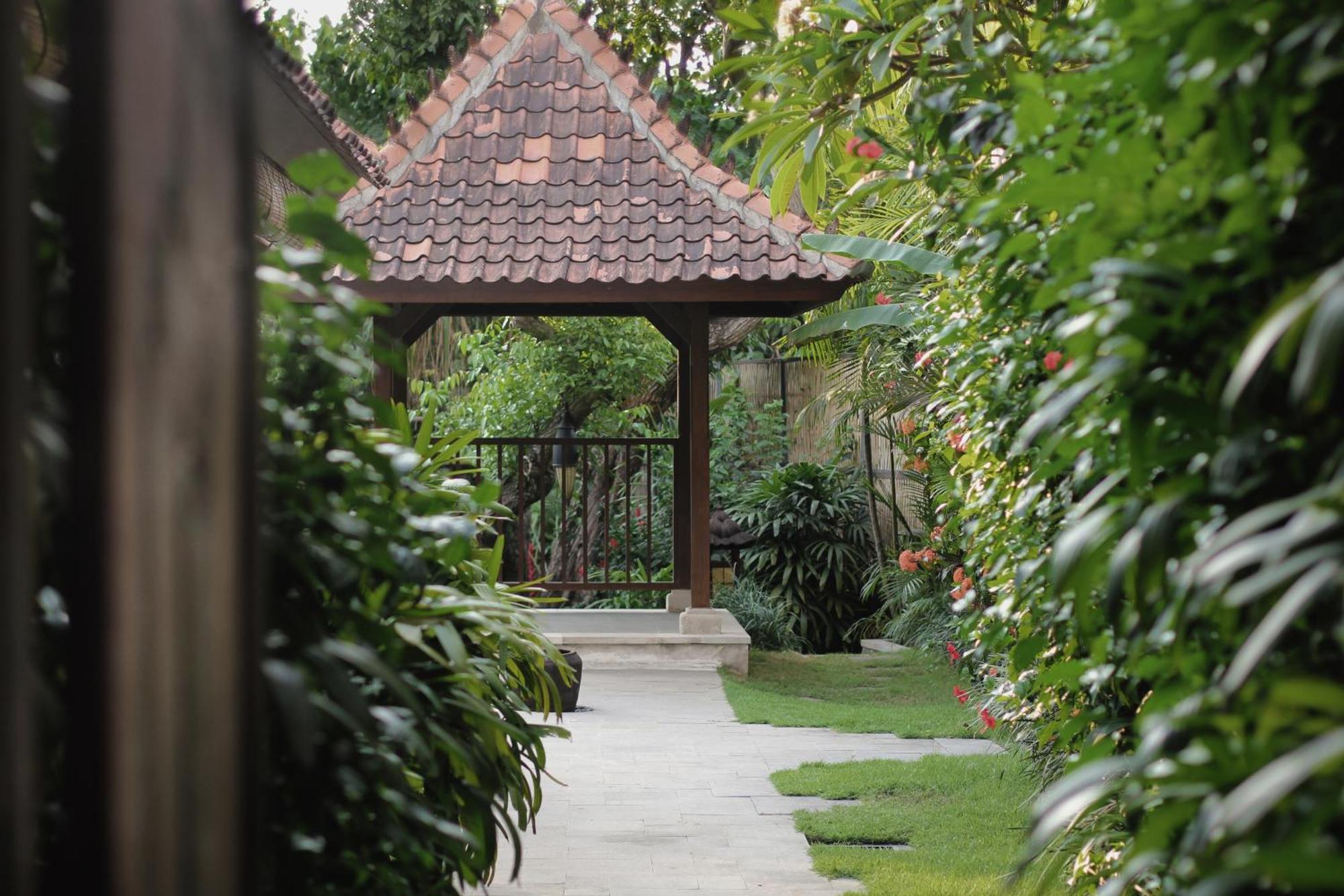 Aradhana Villas By Ekosistem Canggu  Exterior photo